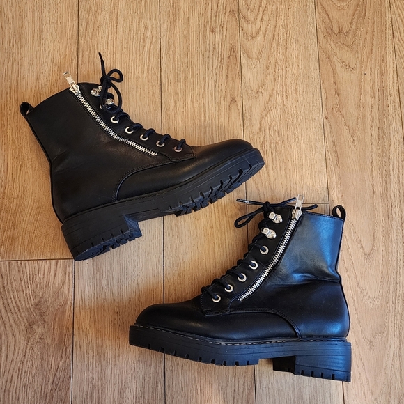Madden Girl Ozzie Combat Boots - Picture 1 of 10